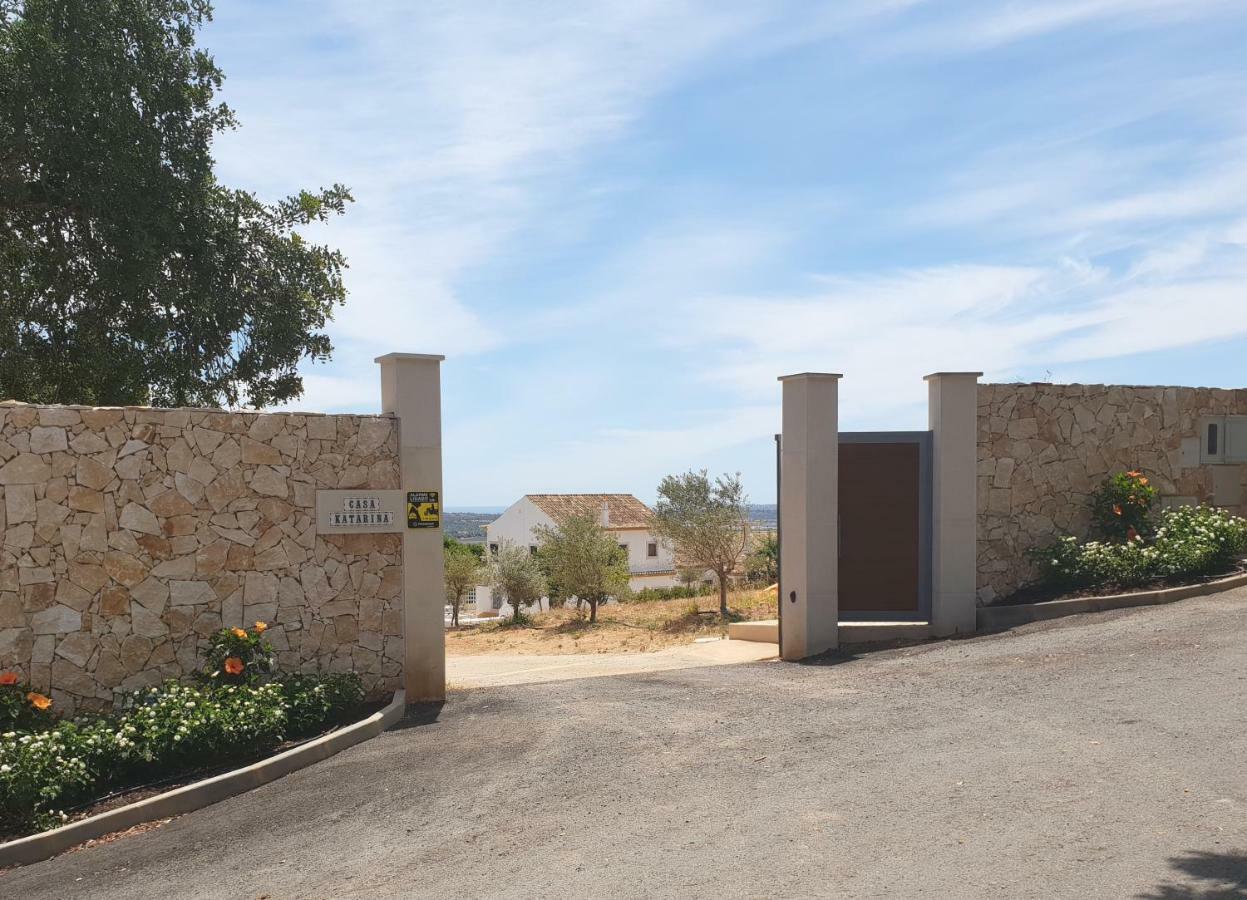 Casa Katarina - Private Villa - Heated Pool - Free Wifi - Air Con Tunes المظهر الخارجي الصورة